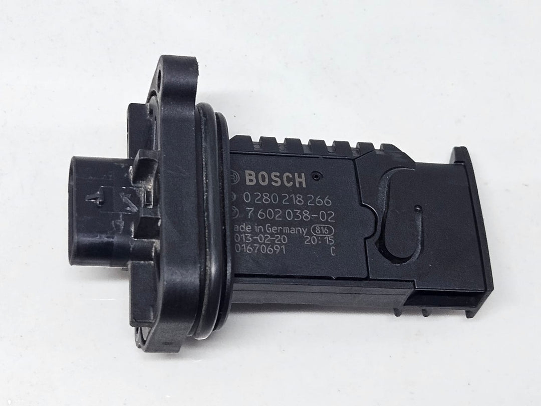 2014-2018 BMW X1, X3, X4, X5 models Mass Air Flow Sensor 7602038 OEM