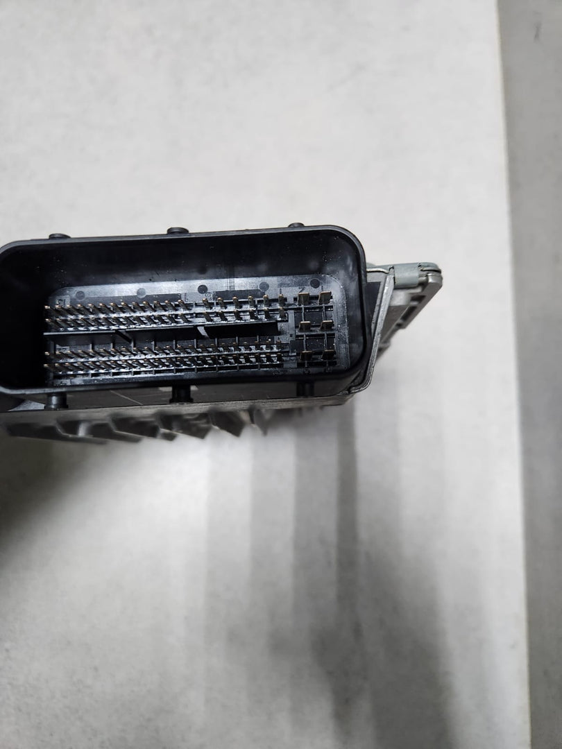BMW 318i Engine Control Unit 7621178