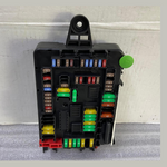 قم بتحميل الصورة إلى عارض الصور، OEM BMW F15 X5 F20 F21 F22 F30 F31 F32 Power Distributor Box Rear 9360372