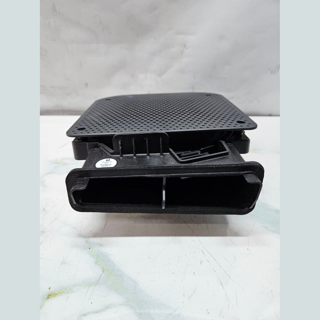 BMW 2 SERIES F45 218i FRONT RIGHT SIDE UNDER SEAT SUBWOOFER 9275996