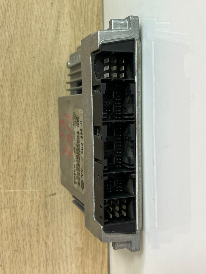 2008 BMW 750Li Engine Control Unit 7582306 750Li, X5, E60, E61, E63 E64 E65 4.8 