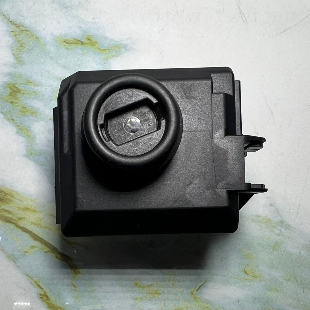 2009-2016 Mercedes-Benz E300 Ignition Switch A2129055600 E-Class W212