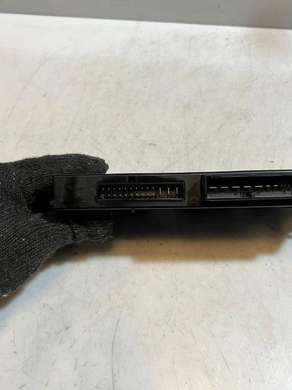 2012-2016 BMW 5' 6' F10 F11 F13 650i Body Control Module JUNCTION BOX 9284273