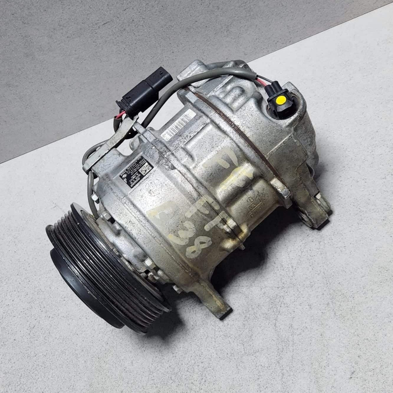 BMW Air Conditioning Compressor 9299328 1 Series F20 F21 3 Ser F22 F23 F30 B38