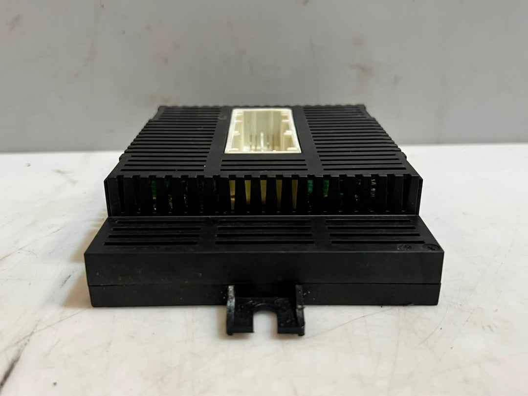 2007 BMW 5 Series E60 E61 and M6 E63 LEAR Light Control Module 9116260 OEM