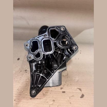 8580414 Oil Filter Housing Heat Exchanger B48B20A BMW 730i G11 330i G20 630i G32