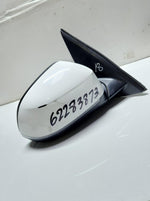 Bild in die Galerieansicht laden, 2014-2018 BMW X5 Front Right Door Mirror 7364046 X5 F15 and F85 OEM