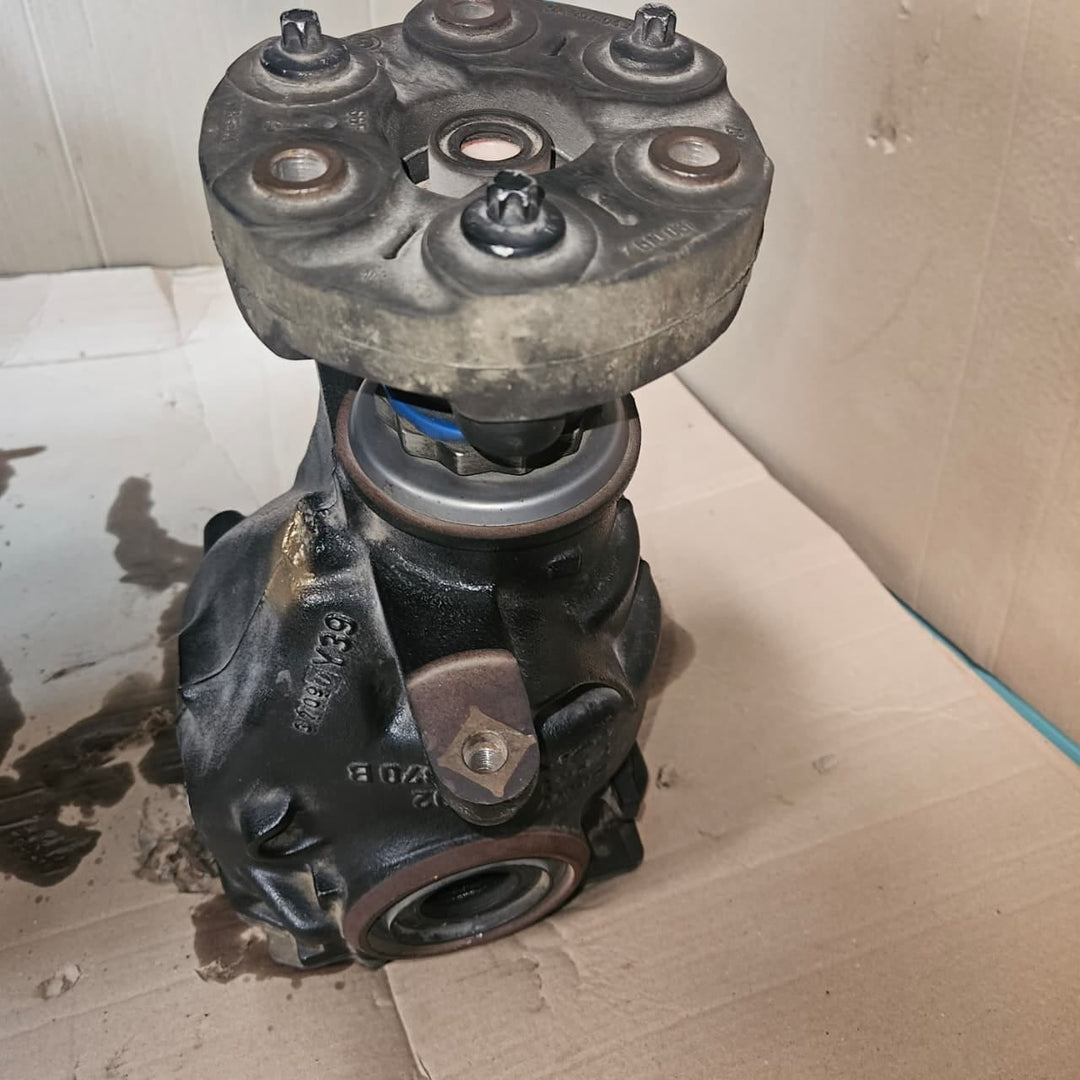 2013-2020 BMW 3-Series F30 F31 320i Rear Differential Assembly 7612168 2.81