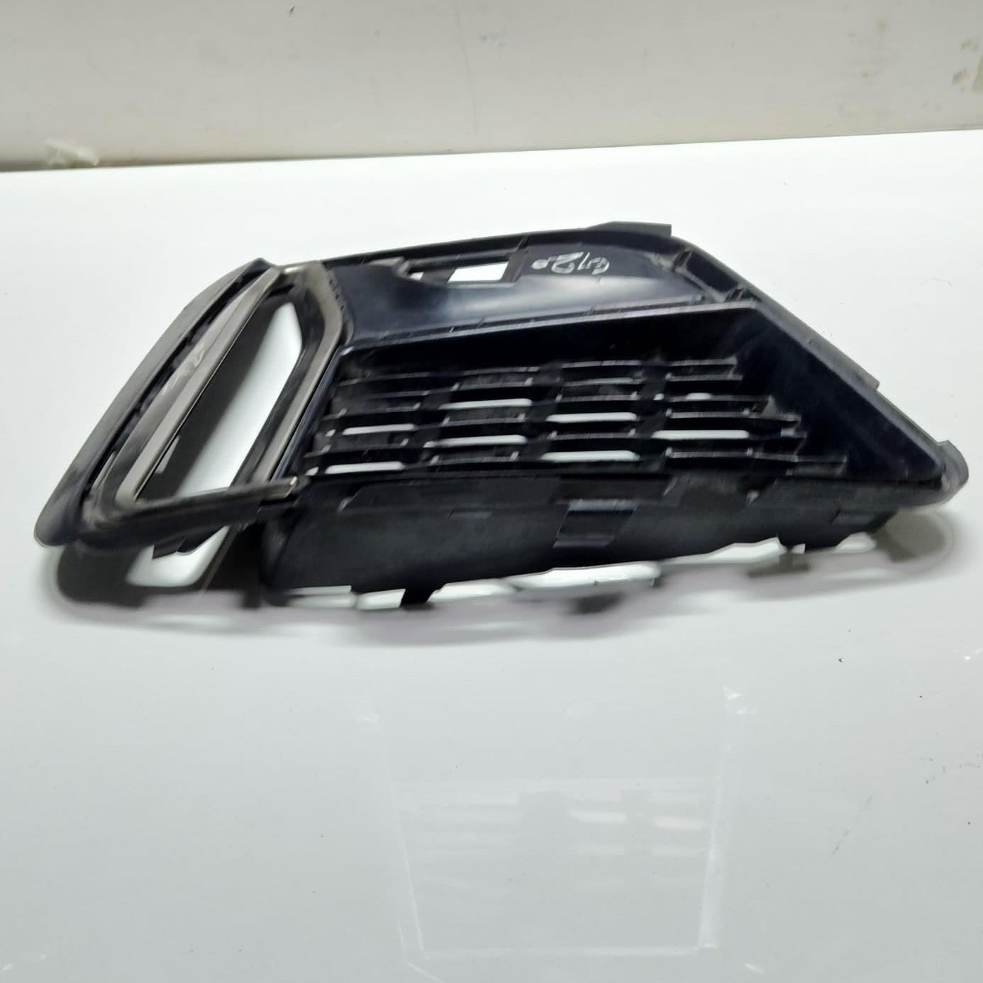 BMW M340 Bumper Ventilation Grille Right Front 8075650 3 Series G20 G21 M340