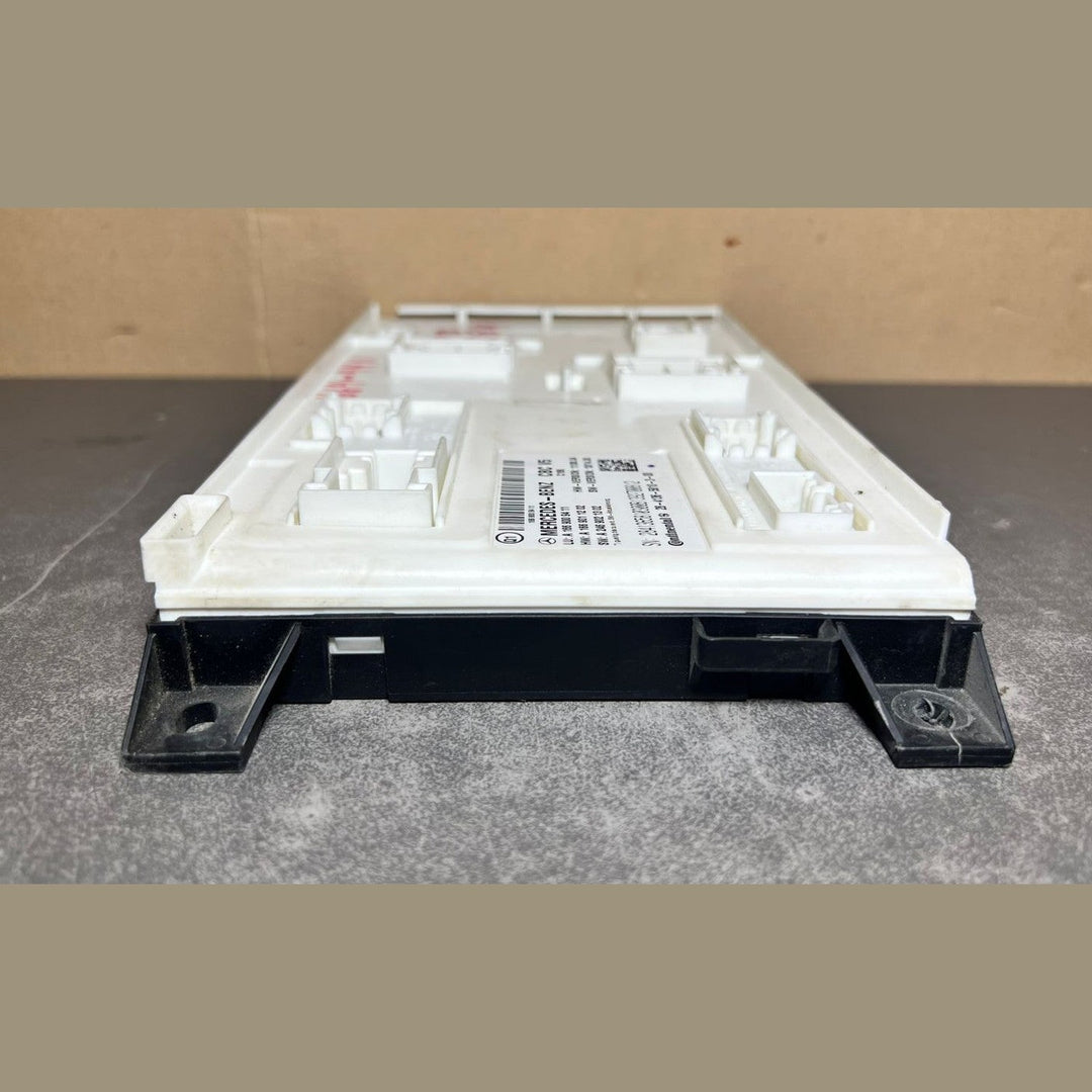 Mercedes-Benz W166 ML GL GLE Front SAM Body Control Module Unit A166 9009411 OEM