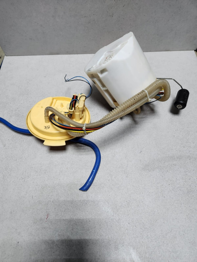 BMW Fuel Pump DIESEL 7476107 5 Series G30 6 Series G32 and 8 Series G14
