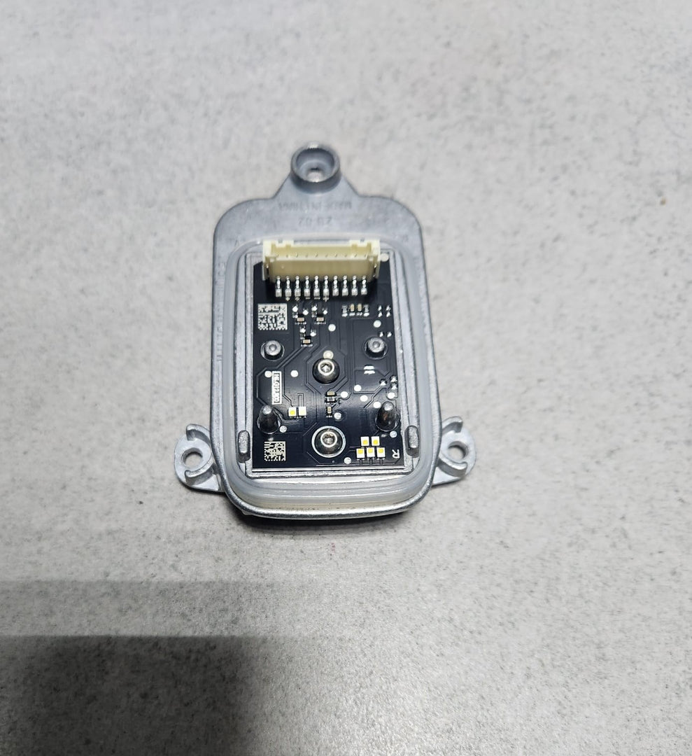 Genuine 2016-2022 BMW 740i Led Light Control Unit 9498410 7 Series G11 G12