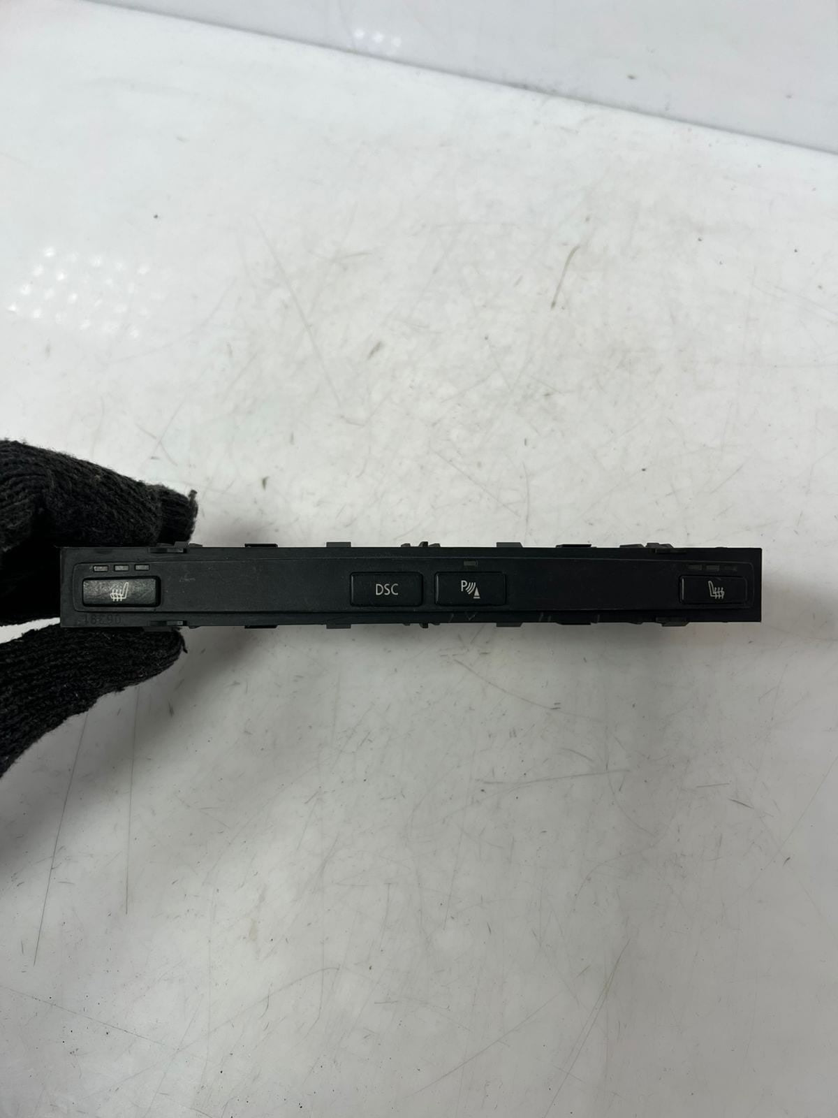 BMW 5' E60 E61 Centre Console Switch Dsc Pdc Seat Heating Heated Seat 6944964