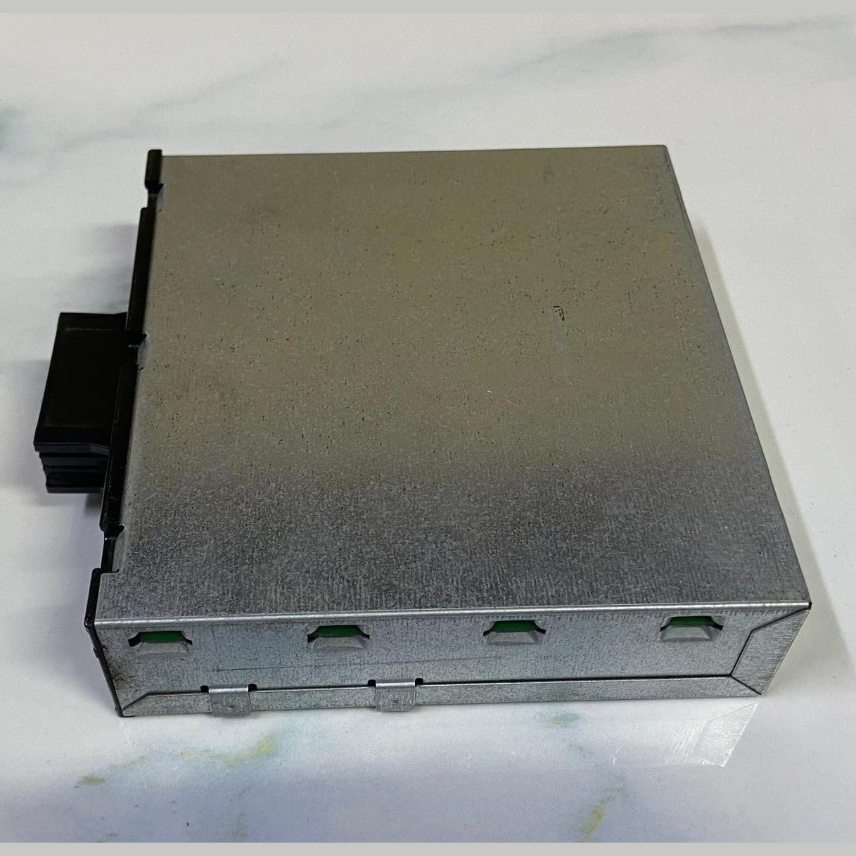 OEM BMW X1 E84 VOLTAGE CONVERTER CONTROL MODULE 9253208