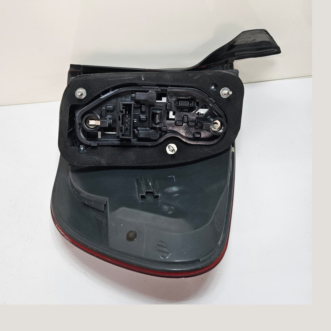  2009-2013 X5 E70 LCI BMW X5 Taillight 7227789 OEM