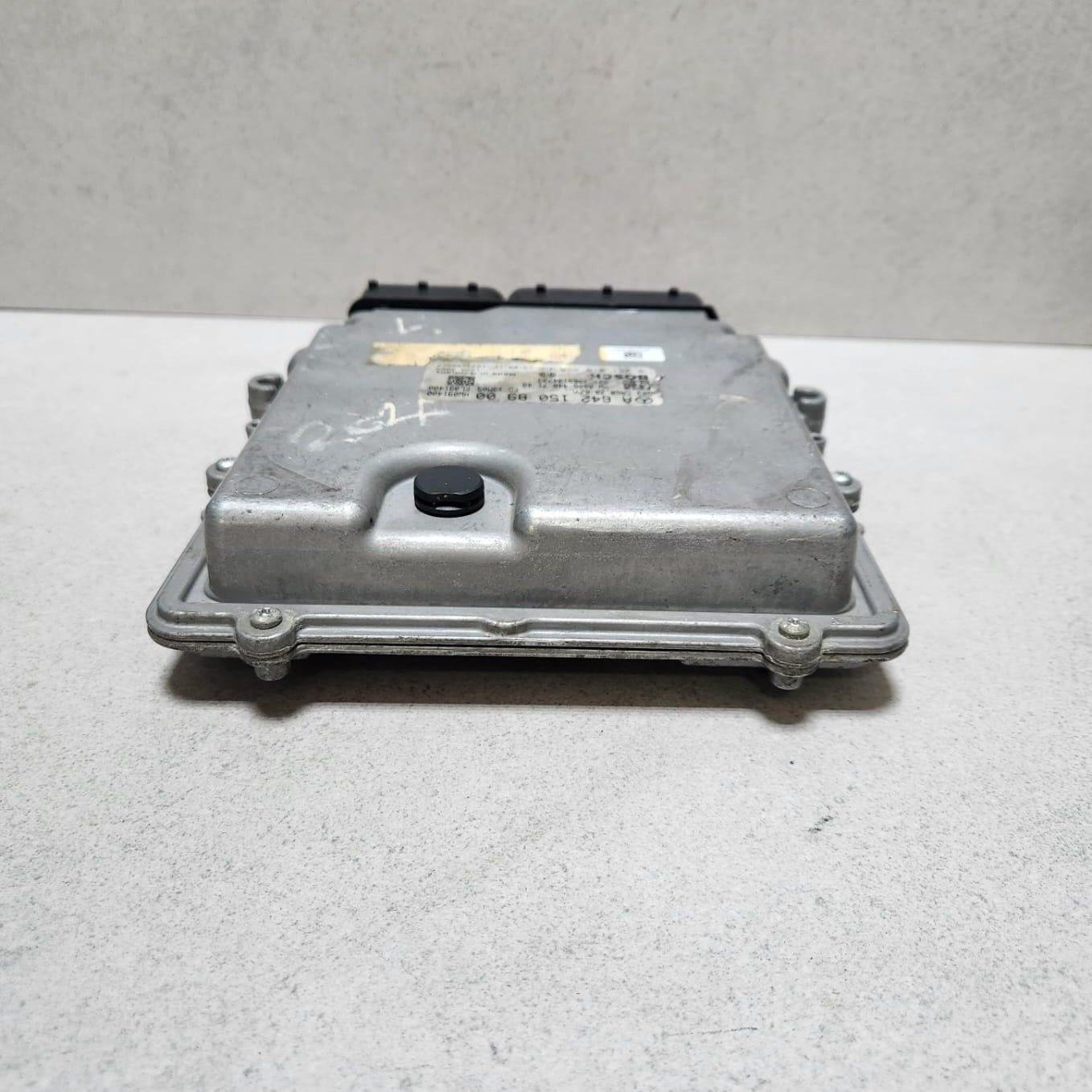 2010-2016 Mercedes-Benz E300 Engine Control Unit A6421508900