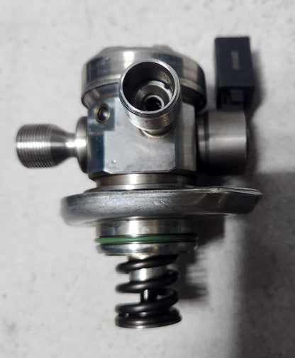 2018 Mercedes-Benz A200 High Pressure Fuel Pump A2820700001  