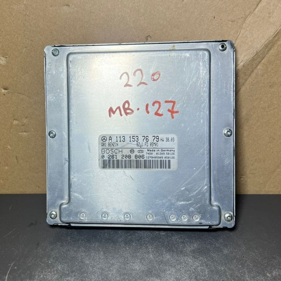01-06 Mercedes W220 S-Class Engine Control Module Unit ECM ECU A113 1537679 OEM