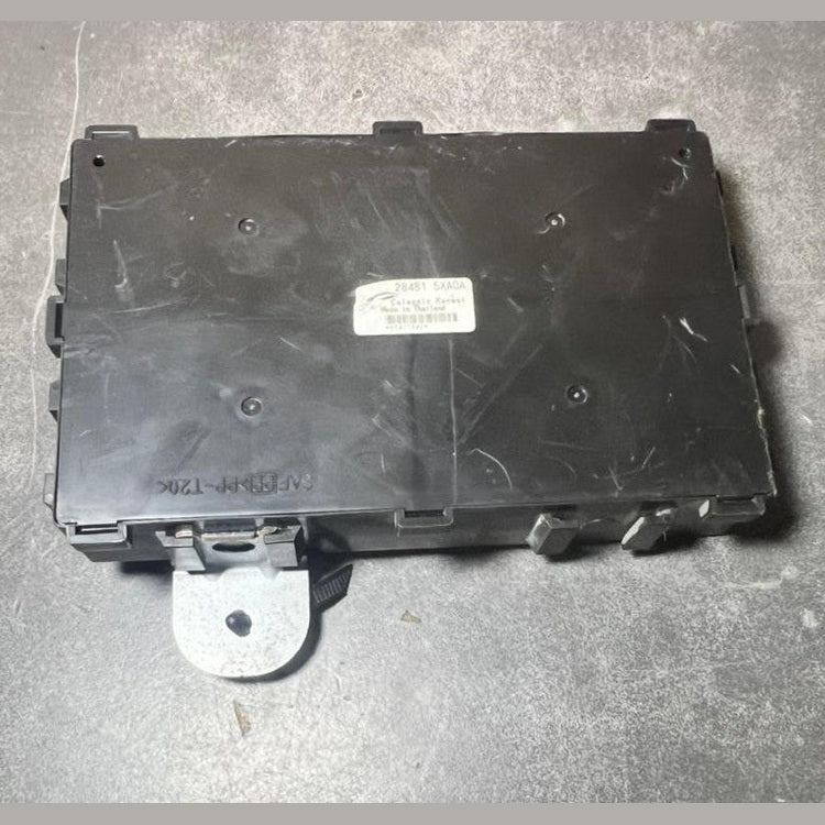 17-19 MERCEDES-BENZ W470 X-CLASS BCM BODY CONTROL MODULE UNIT 284B15XA0A OEM