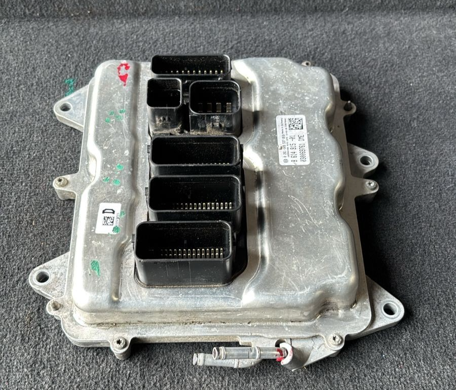 BMW F01 F02 F06 F07 F12 550i 650i 8 614 MOTORSTEUERGERÄT MODUL - 8614915