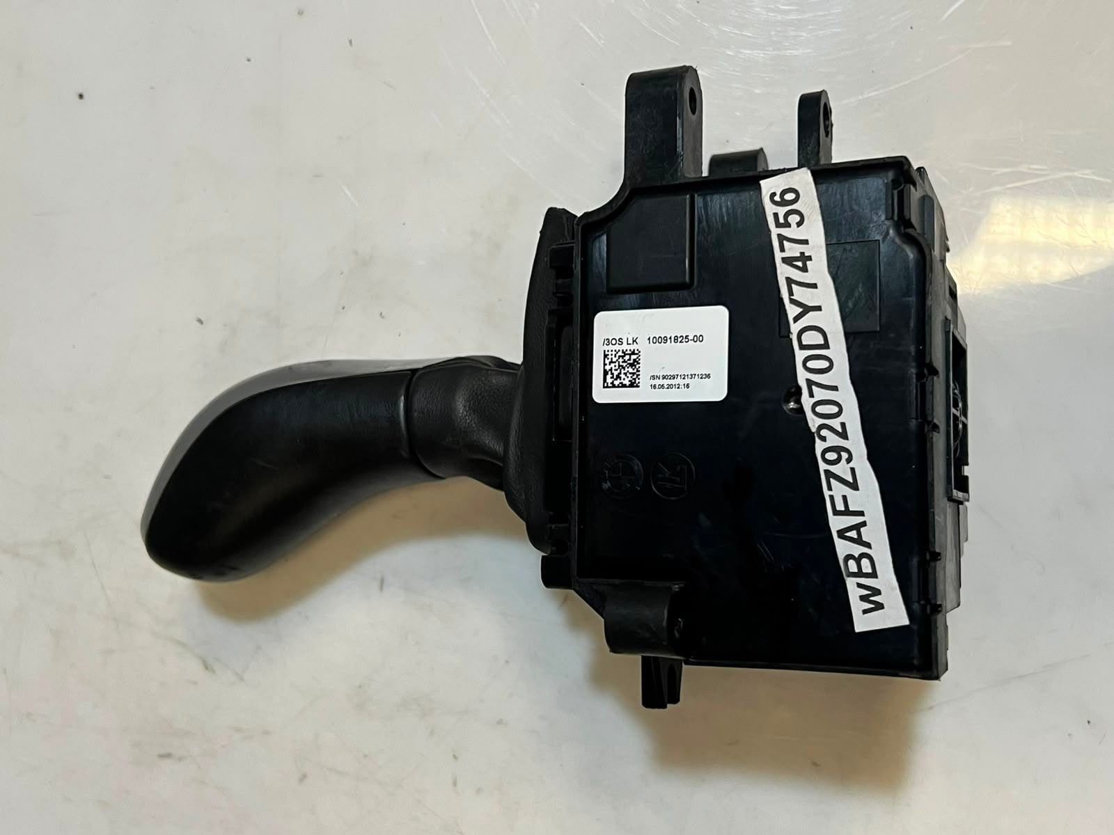 BMW 5 6 Series F10 F11 F12 F13 Automatic Gear Selector Switch 9260975 OEM