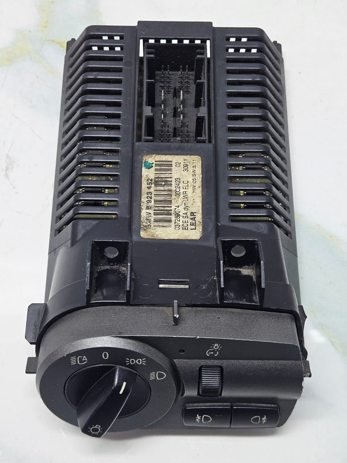 2003-2008 BMW Z4 Auto Headlight Switch 6923452 OEM