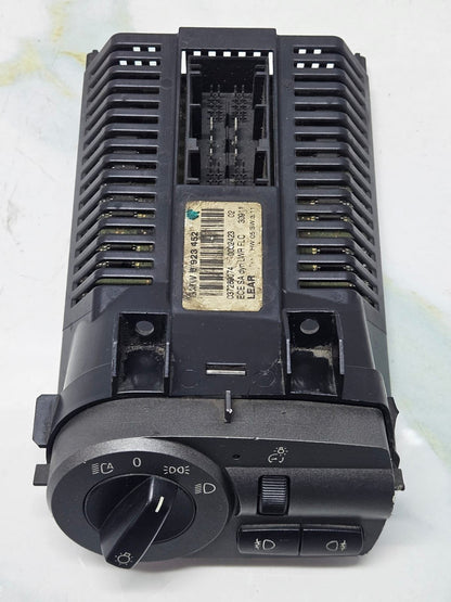 2003-2008 BMW Z4 Auto Headlight Switch 6923452 OEM