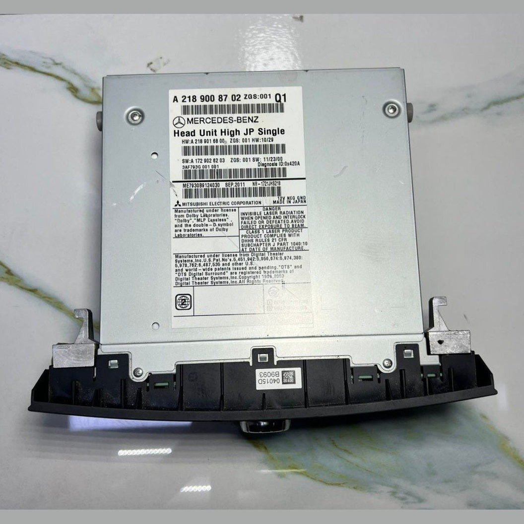Mercedes-Benz w218 Radio Audio Head Unit CD Player  A 218 900 87 02 OEM