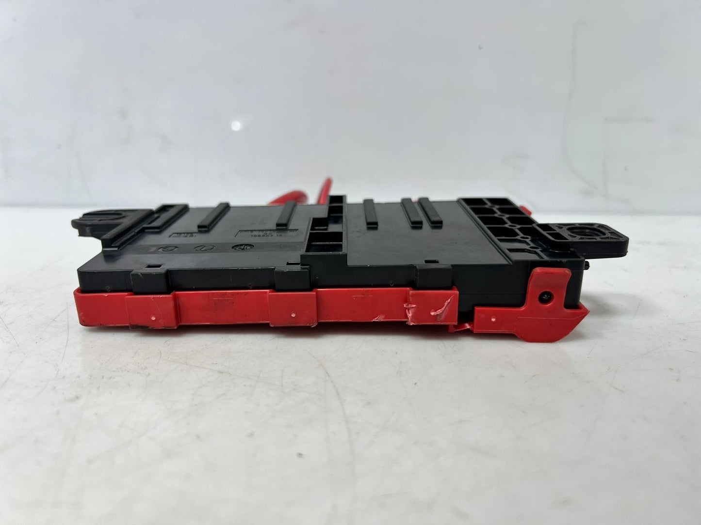 12-16 BMW 328i  F30 F31 F34 Battery Power Distribution B+ FUSE Box 9227752 OEM