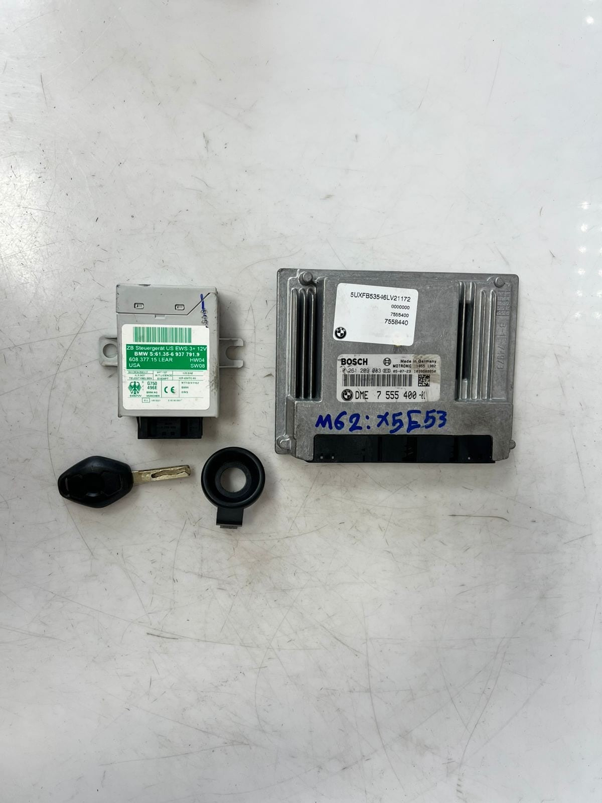 2004-2006 BMW X5 E53 M62 Engine Control Unit ECU SET DME+EWS+1KEY 7555400 OEM