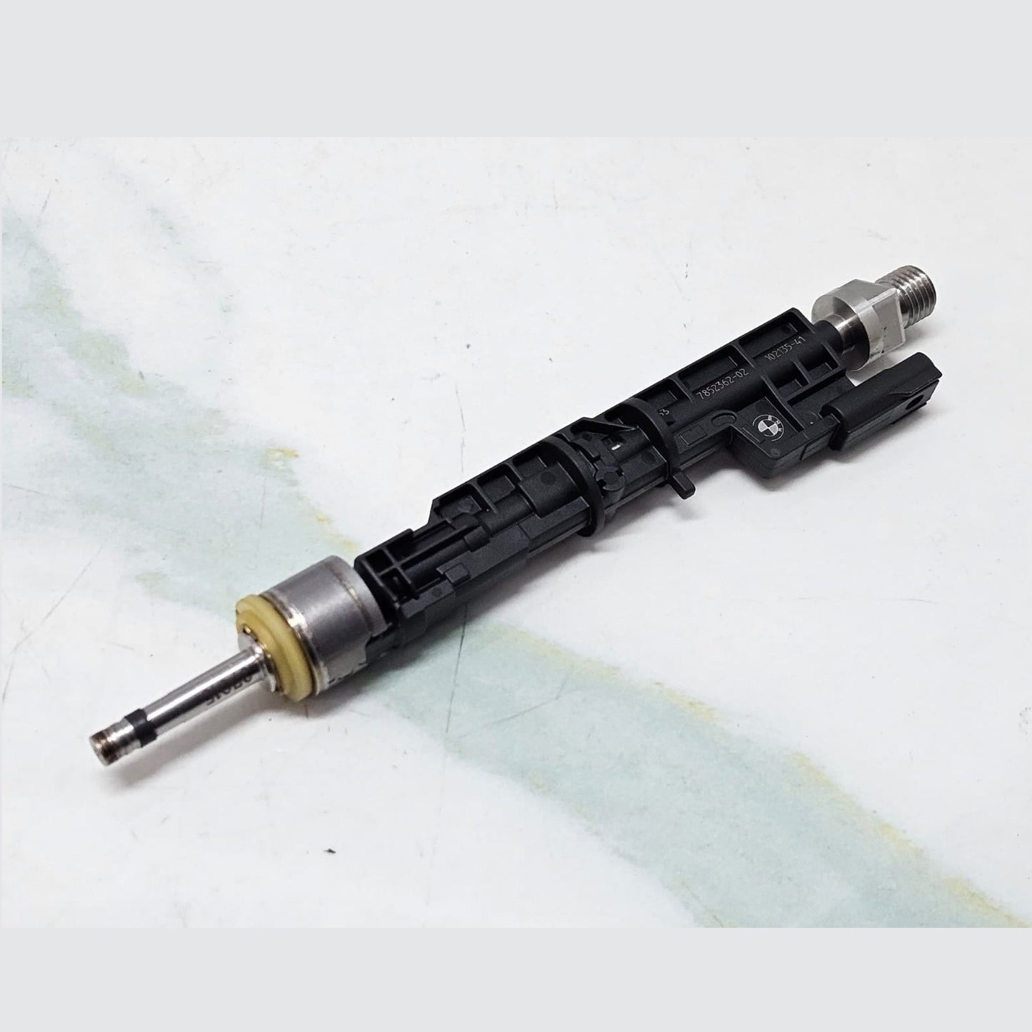 BMW S63B44 M5 F90, M8 F91 F92 F93, G30 5 Series Fuel Injector 7852362 OEM-1 PC