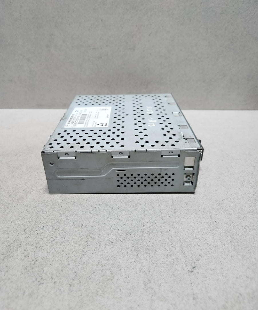 Benz TV Tuner Control Unit A2229003110 W222 S-Class and W205
