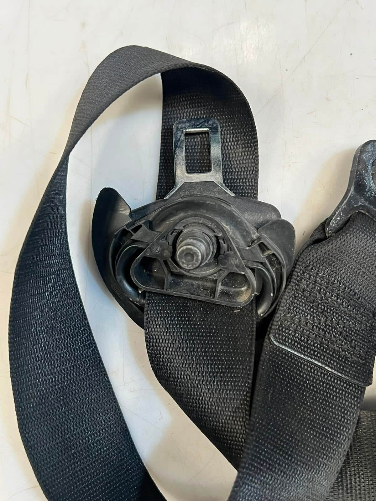 BMW i3 G22 G23 G24 G26 G15 Rear Left Front Right Seat Belt Retractor 3063559 OEM