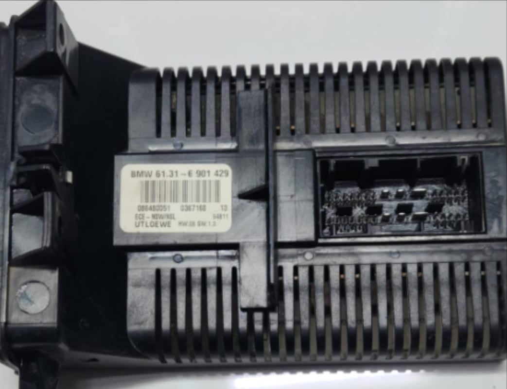 Genuine 1999-2005 BMW 3 Series Light Switch 6901429 E46 OEM