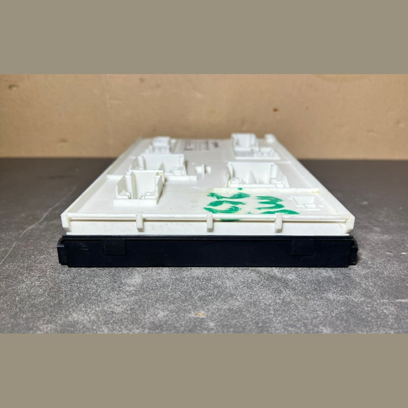 Mercedes-Benz W246 CLA B-Class Front SAM Control Module Unit A246 9009413 OEM