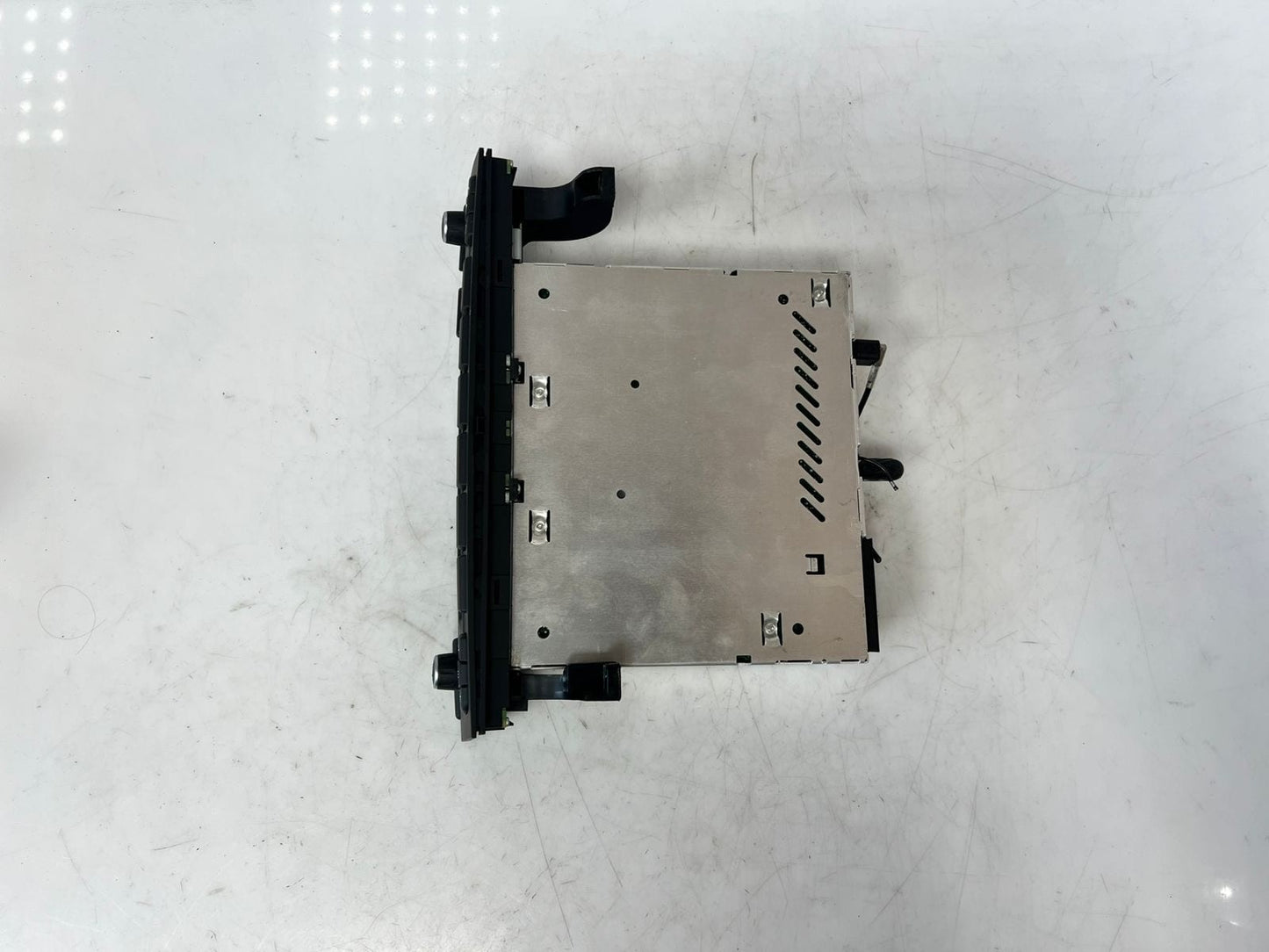 2010-2015 BMW X1 E84 Radio PROFESSIONAL Cd Player Head Unit 9283705 OEM