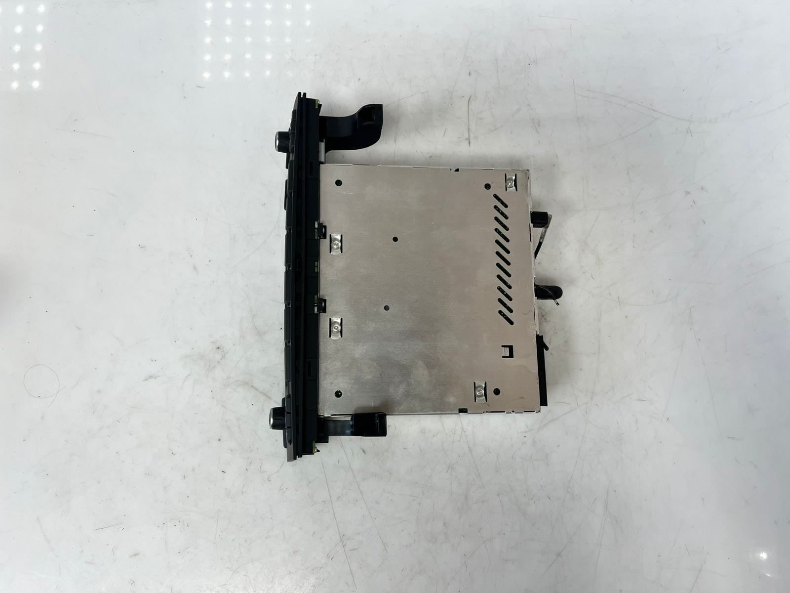 2010-2015 BMW X1 E84 Radio PROFESSIONAL Cd Player Head Unit 9283705 OEM