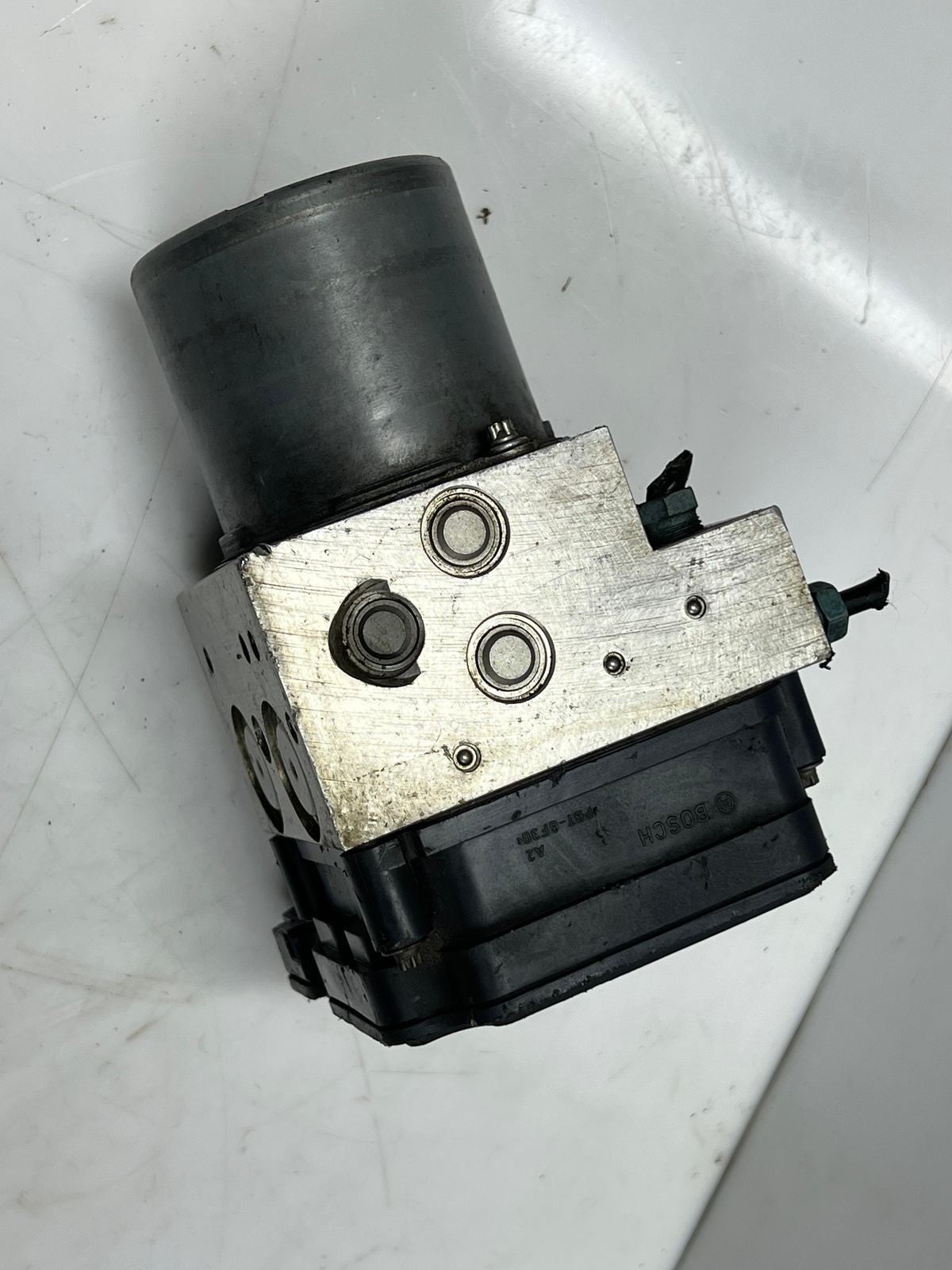 BMW 5 Series F11 and 7 Series F01 F02 Abs Pump 6869402