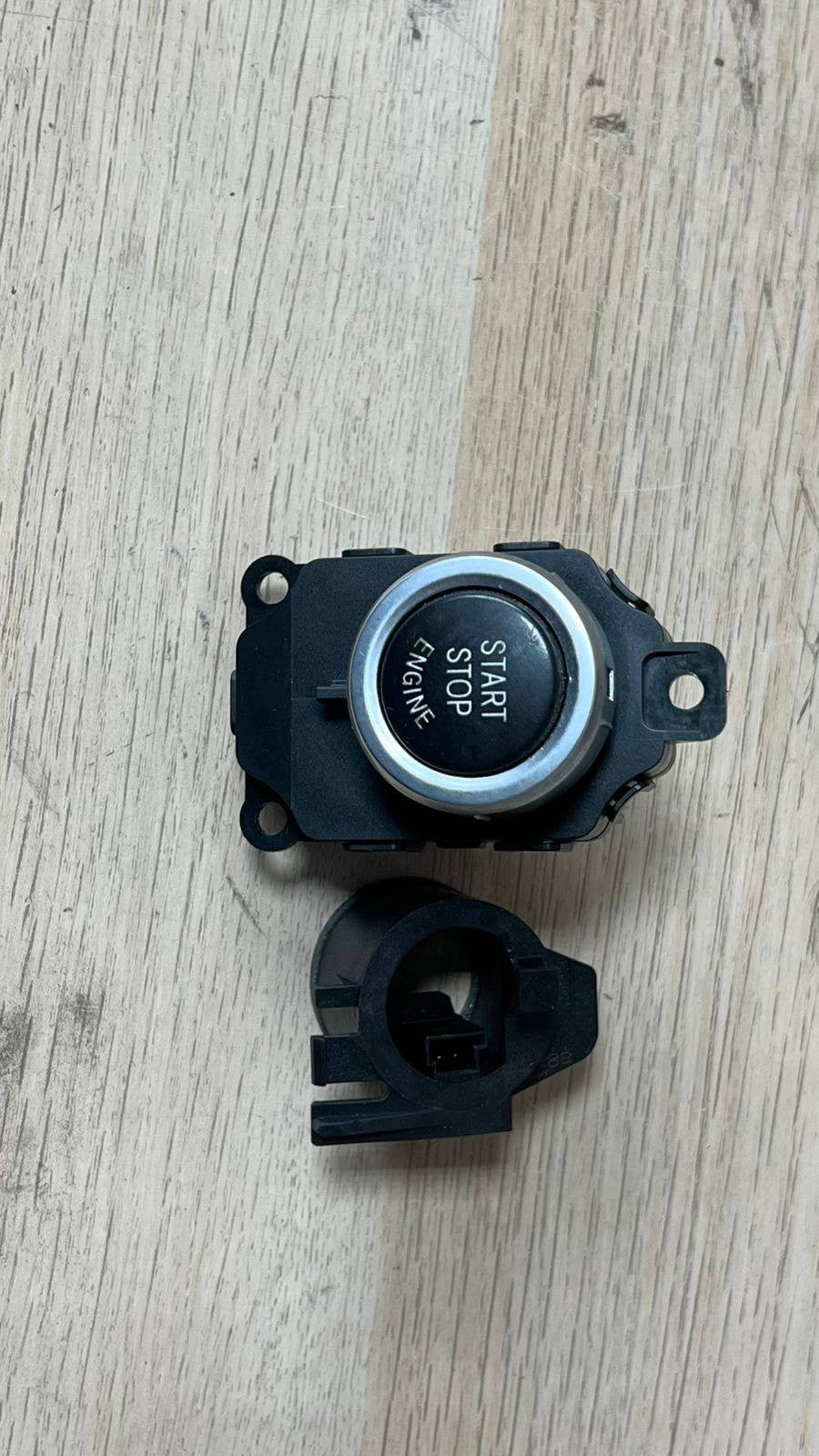 BMW Engine Control Unit 8508169 KIT WITH CAS F02 730LD N57, E90 320D