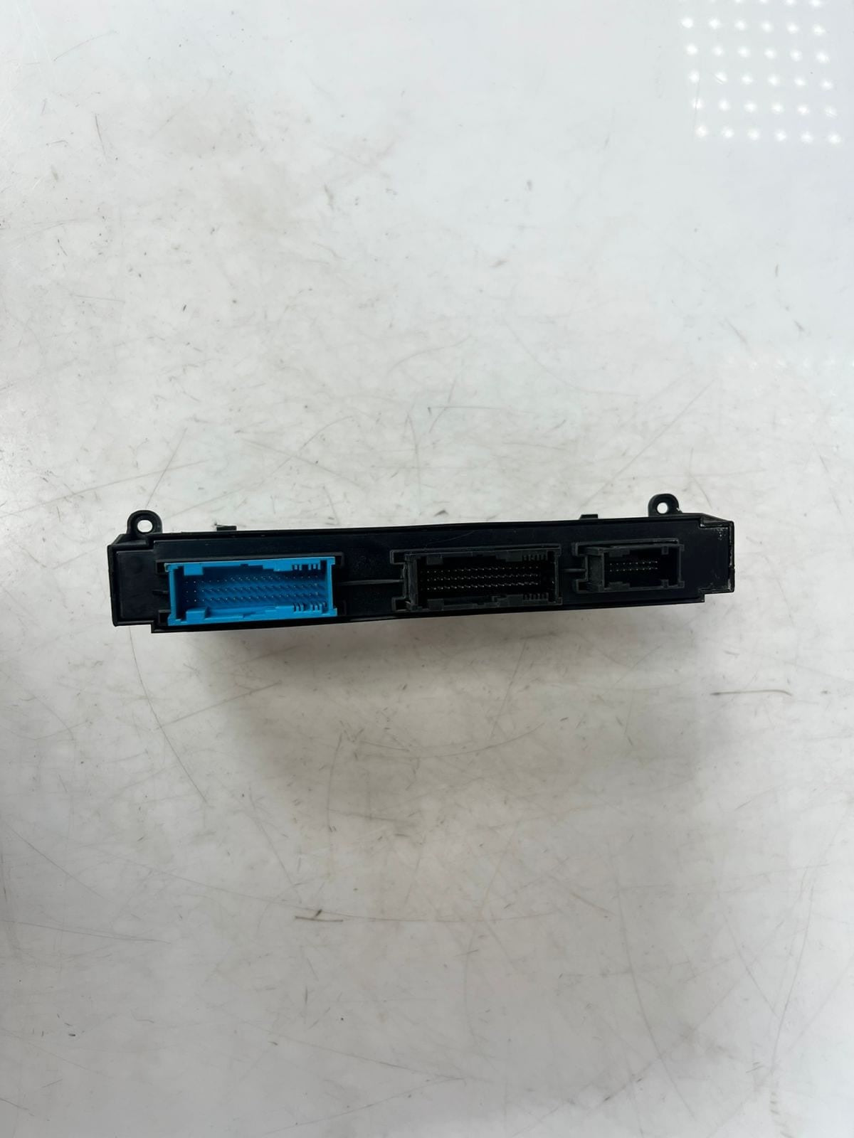 BMW 5, 3 Series F10 F11 E90 E91 E92 E93 Body Control Module BCM 9228491 OEM
