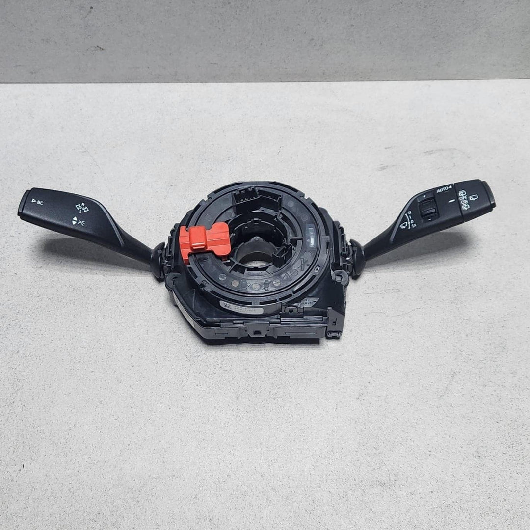 Genuine 2015-2020 BMW X1 Indicator Wiper Stalk Switch 6827370 X5 F15 F85 X1 X2