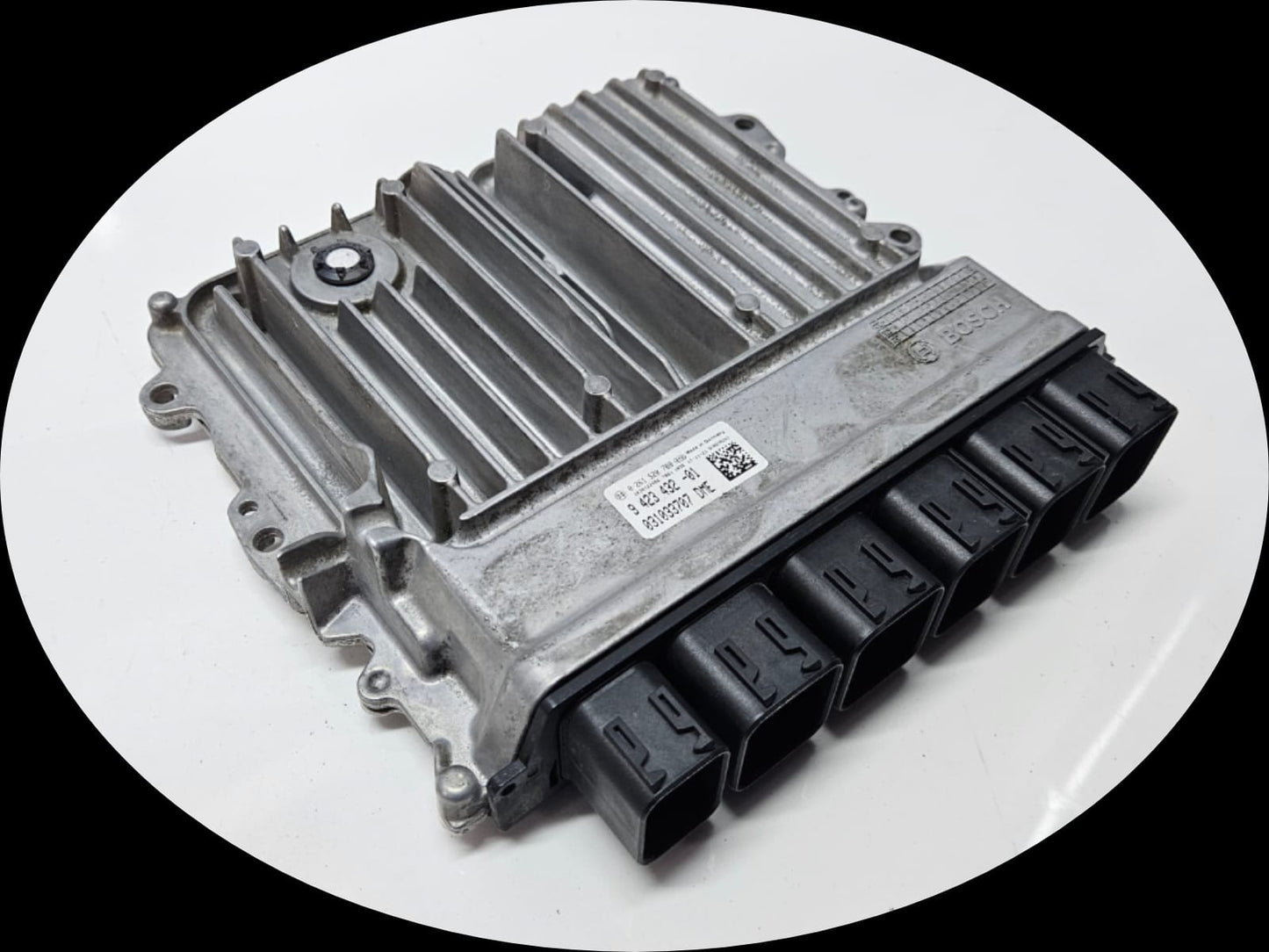 9423432-2018-19 BMW 530i G11 G12 G30 B46 B48 Engine Control Module Unit DME OEM