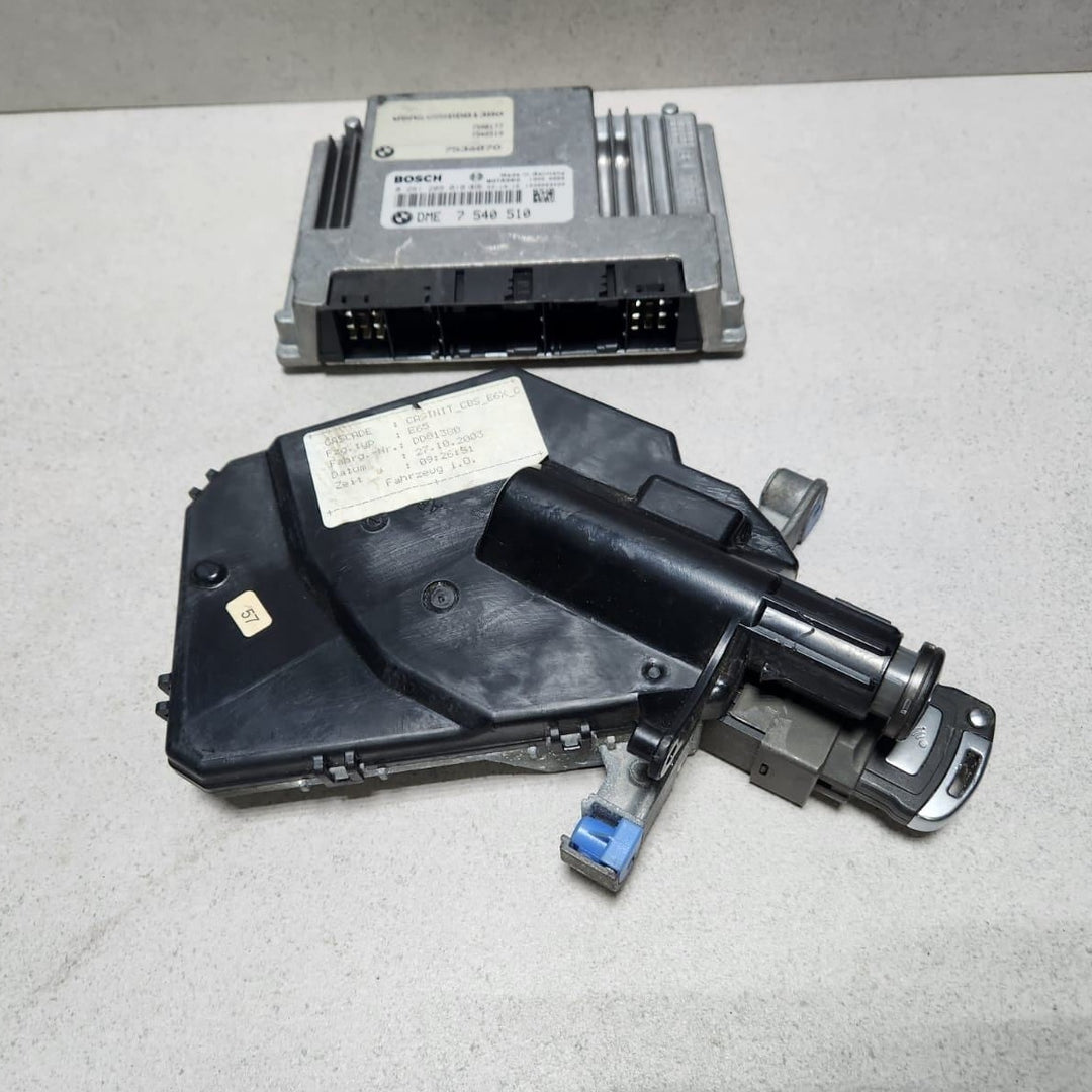 2004 BMW 735i E65 RIGHT HAND DRIVE Engine Control Unit 7540510 ECU SET 
