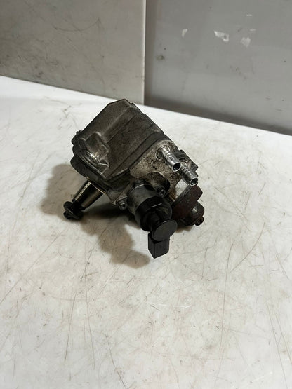 BMW  F10 F20 F21 F30 N47S1 High Pressure Fuel Injection Pump 7823456 0445010528
