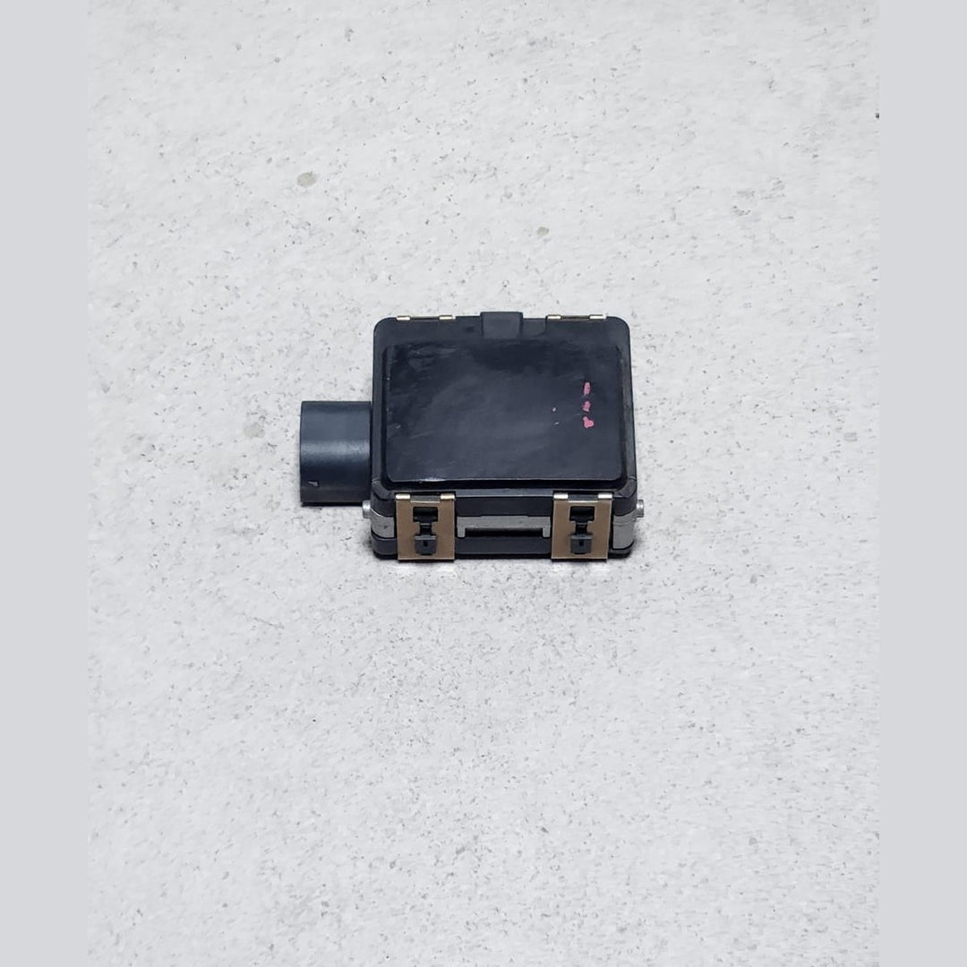 2018 BMW X5 Radar Sensor Distronic 5A05528 G20 G21 G22 G23 G05 G06 X3 G01 X5 G05