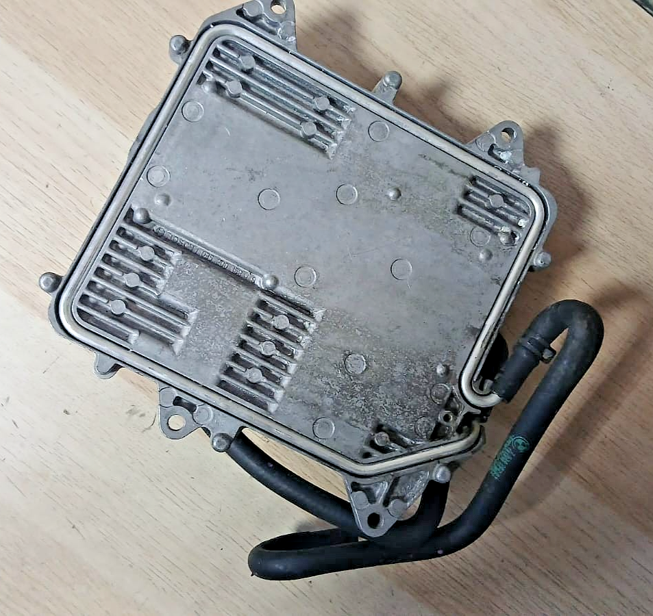 BMW F01 F02 Engine Control Unit ECU DME Bosch 7540738 0261S10440