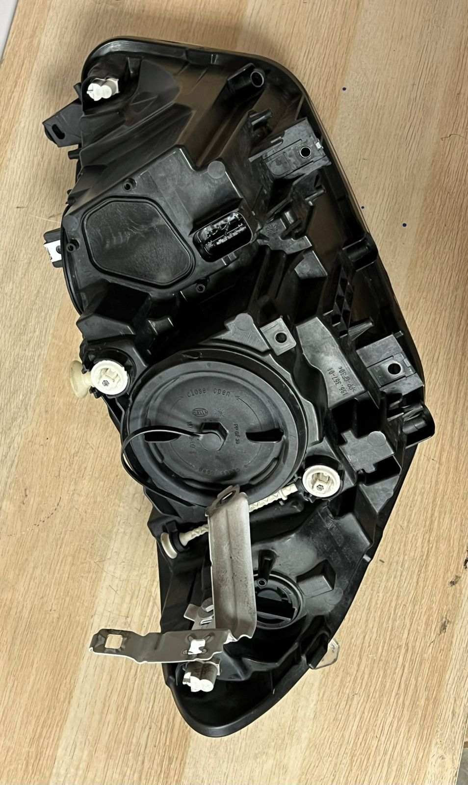 BMW Headlight Assembly 7358393 1 Series 120I F20 F21 LCI FRONT LEFT HELOGEN