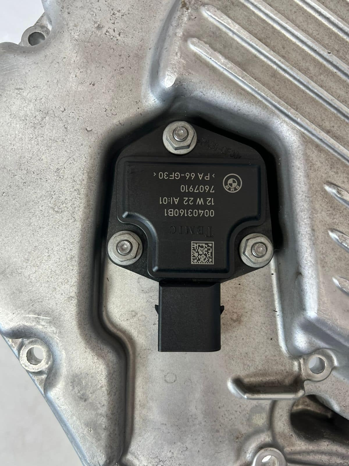 2012-2016 BMW M5 F10 M6 F12 X5M X6M 4.4L S63 Lower Engine Oil Pan 7843148 OEM