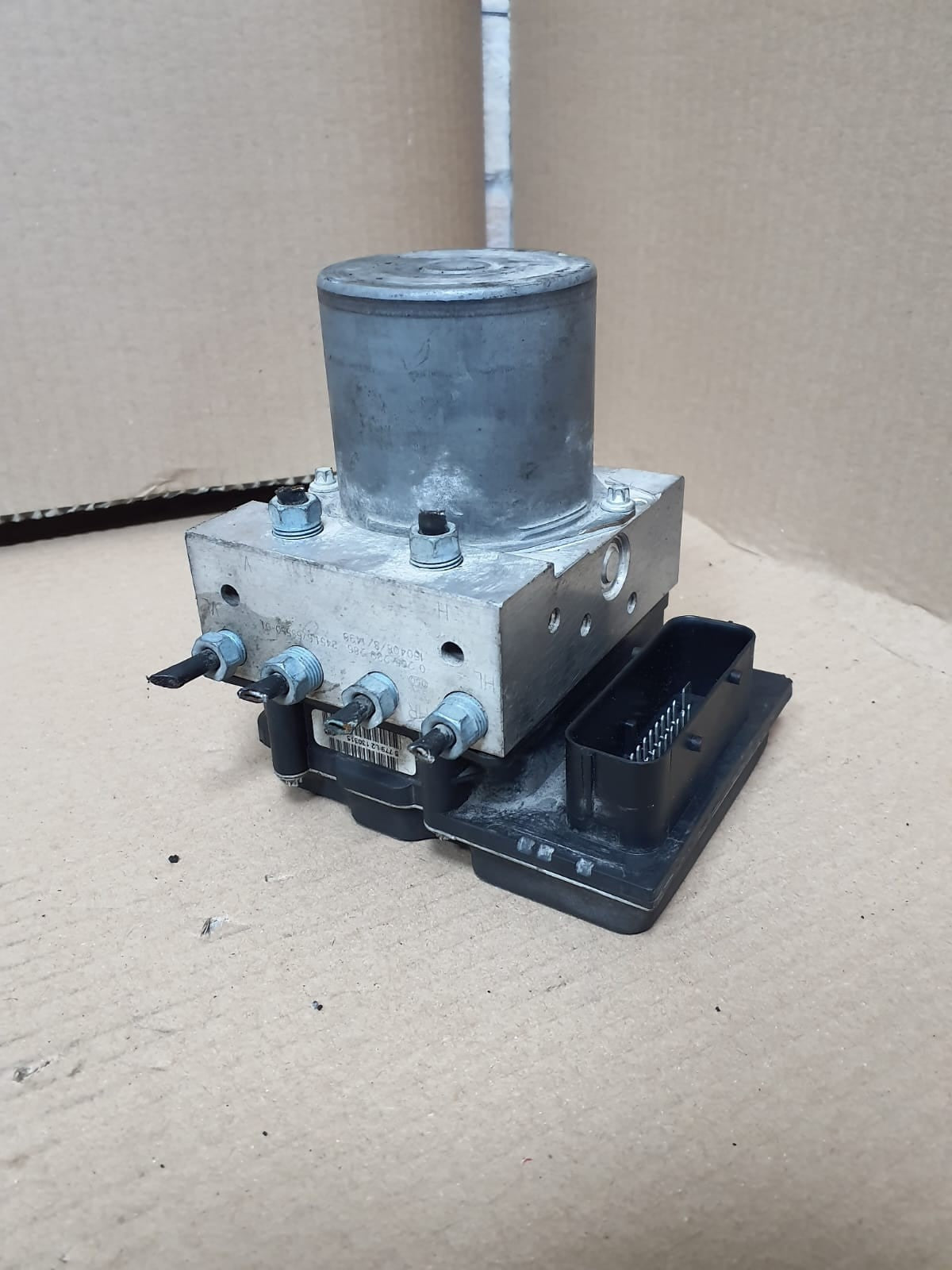 2013-2015 BMW X1 E84 ABS Hydraulic BRAKE Pump Module 6860215 OEM