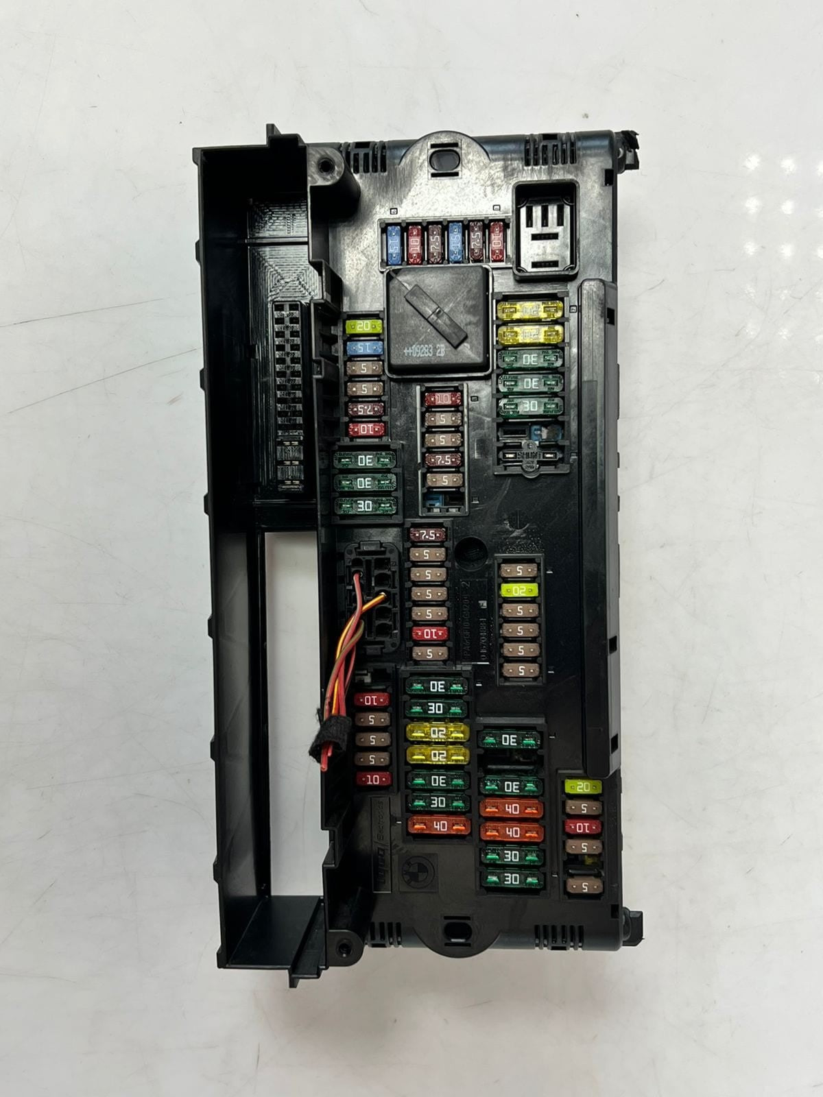 2011-2016 BMW 528i F10 F18 F07 F11 Front Power Distribution Fuse Box 9210861 OEM